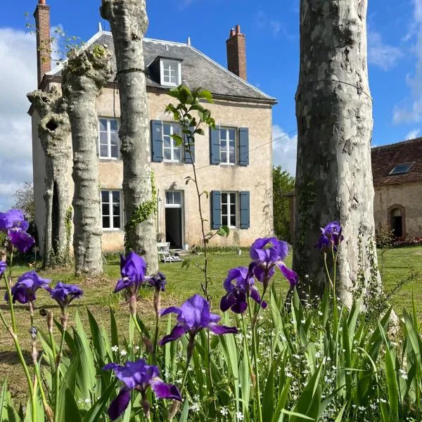 Le Brasseur Logements, hotel in Saint-Caprais