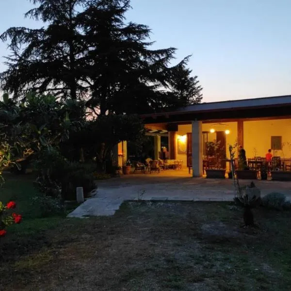 Agriturismo Monte degli Angeli, hôtel à Serrano