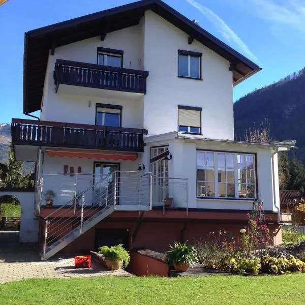 Ferienwohnung Piontek，埃本塞的飯店