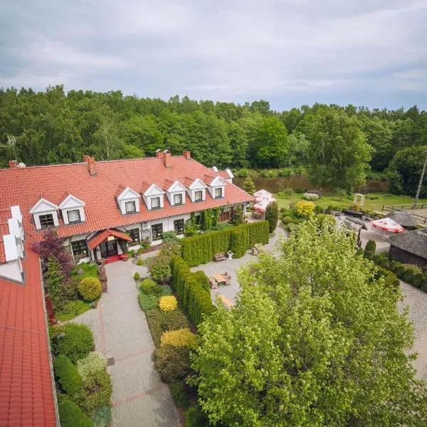 Hubertus Aparthotel & Restaurant & Horse Club, hotel in Białachowo