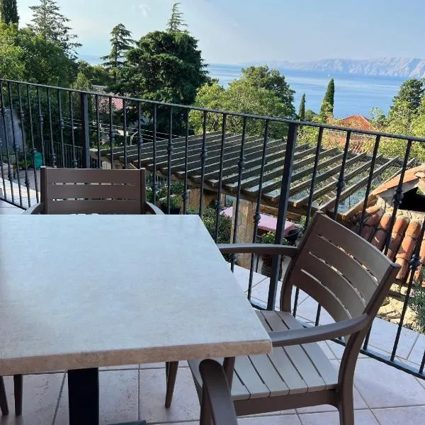Apartments Mauro, hotel in Novi Vinodolski