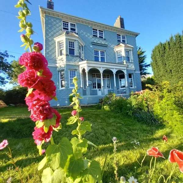 Northampton House, hotel in Llanwrtyd Wells