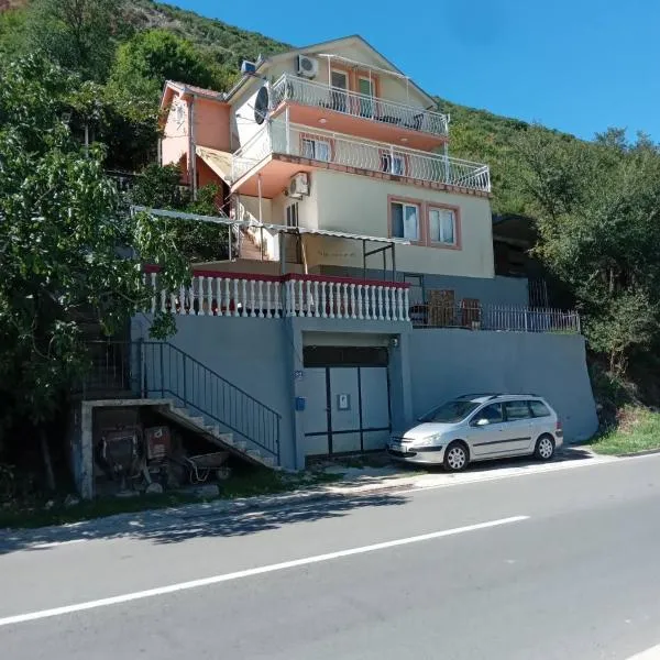 이갈로에 위치한 호텔 Mira Apartment Igalo