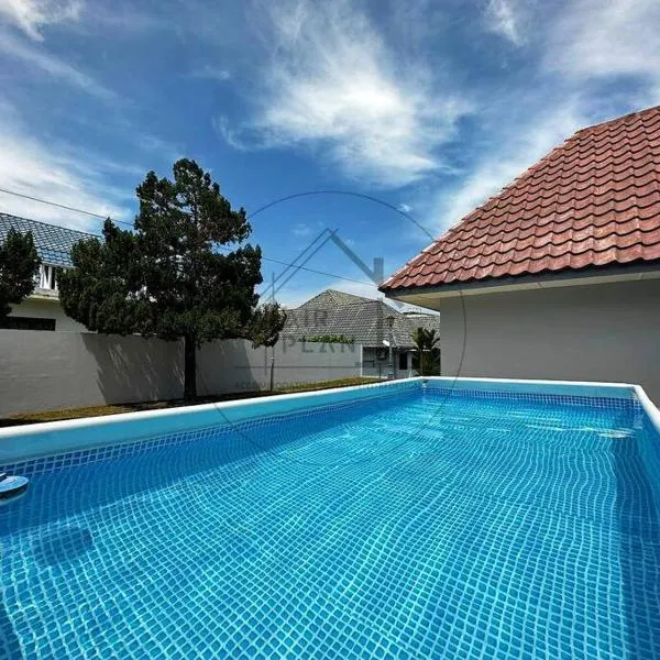 PD BlueBox Bungalow Sailor Theme (Up to 20 Pax), hotel in Port Dickson