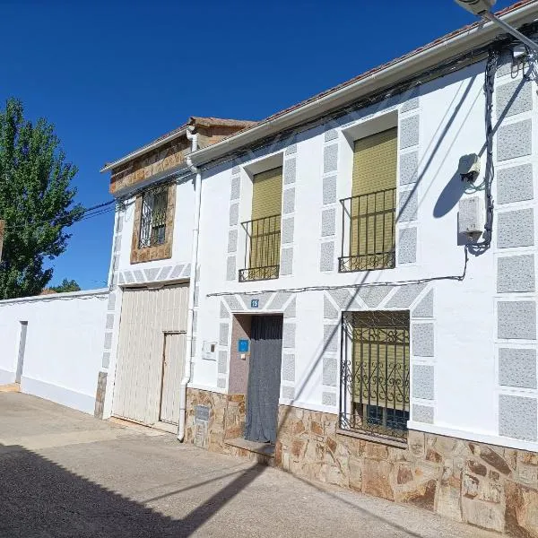 LA VILLA, hotel v destinaci Villarrín de Campos