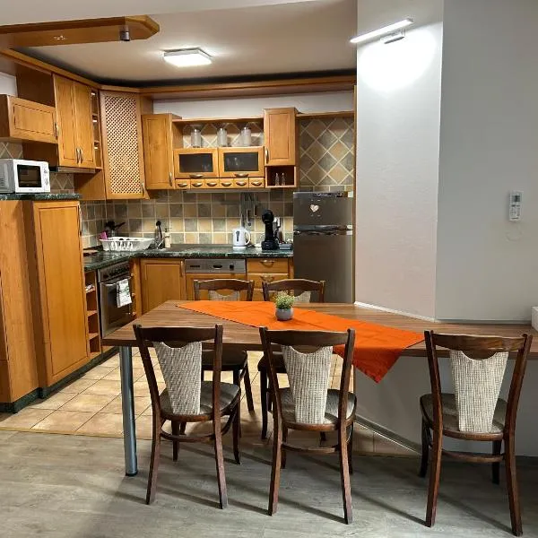 Apartmány Formanka na náměstí, hotel v Hustopečích
