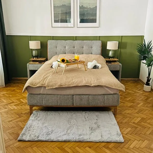Apartment 5 min Schönbrunn Gloriette, Direct to City Center, Free Parking, hotel ve Vídni