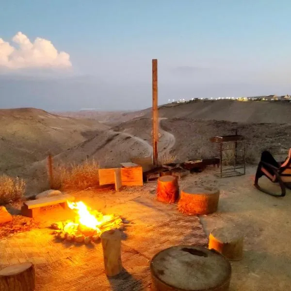Desert's Edge Eco Tent, hotel v destinaci Arad