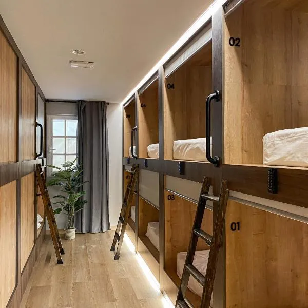 The POD Suite Hostel Blasco, hotel ve Valencii