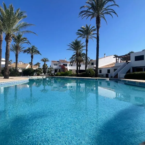 Can Vicent.- Apartamento a pie de Piscina, hotel en Sa Caleta