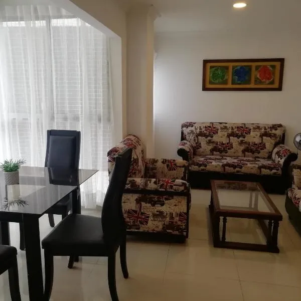 Apto amoblado barrio Los Alpes Cartagena, hotel v destinaci Cartagena