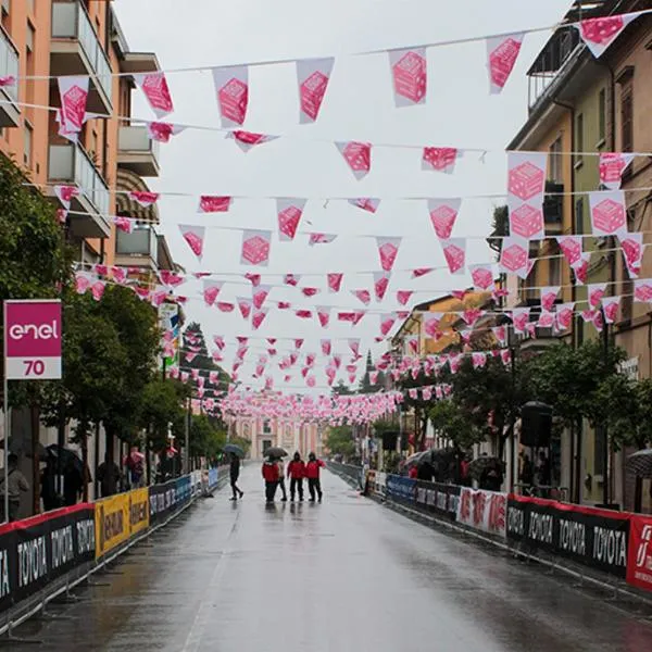 lontani da casa, hotel em Borgofranco dʼIvrea