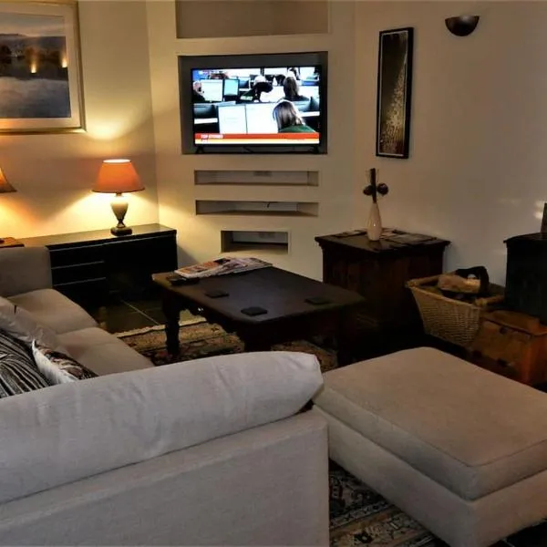 Hillfields Farm Barn - A Rural Equestrian Escape, hotel v destinaci Coventry
