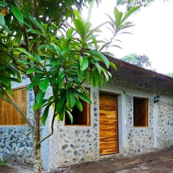 Cabañas Ixaya, viešbutis mieste Katemakas