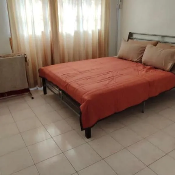 Raudhah family homestay at KLIA 3rooms & 2bath room、セパンのホテル
