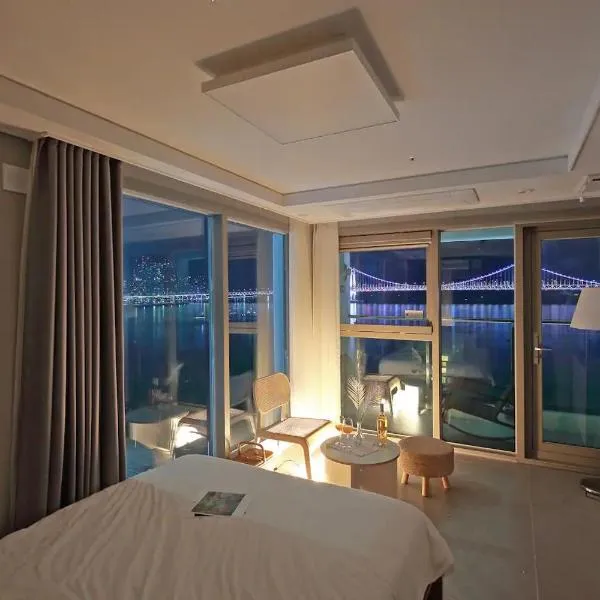 Elmomento Gwangan, hotel v destinaci Pusan