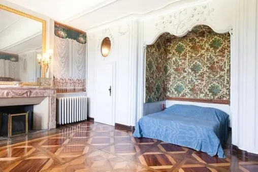 CHATEAU MONTALEMBERT Maîche, hotel v destinaci Maîche