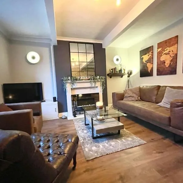 Peak District Self Catering Holiday Home, hotel v destinaci Glossop