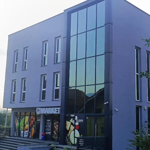 Grand Apartman、Živiniceのホテル