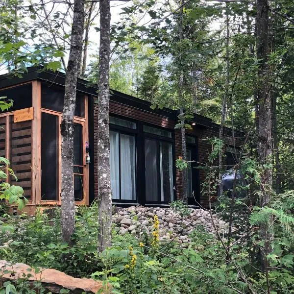 Natur'Eau Chalets & Spa, hotel in Mandeville
