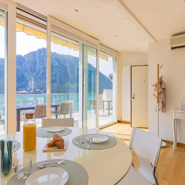 Casa Madlen - Bright Attic with Marvelous View: Campione dʼItalia'da bir otel