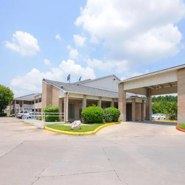 Motel 6-Baytown, TX - Baytown East, hotelli kohteessa Dayton