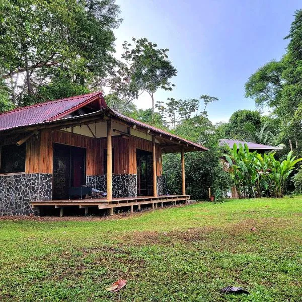 Corcovado Guest House, hotel in Drake