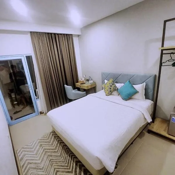 Sunnydays homestay, hotel v destinaci Jepara