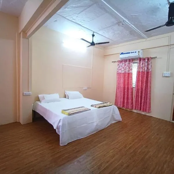 Nain Guest House, hotel u gradu 'Ujjain'