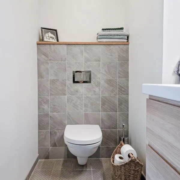 Cozy Home in Suuremõisa, hotel em Suuremõisa