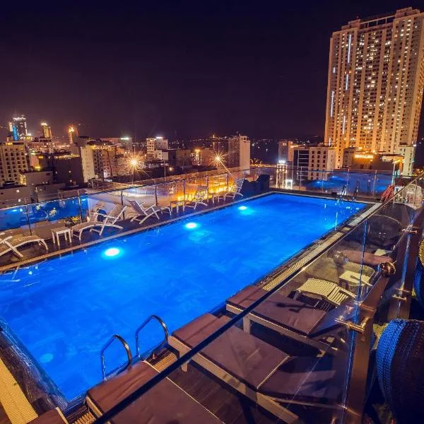 Viesnīca Aria Grand Hotel & Spa pilsētā Tân Lưu