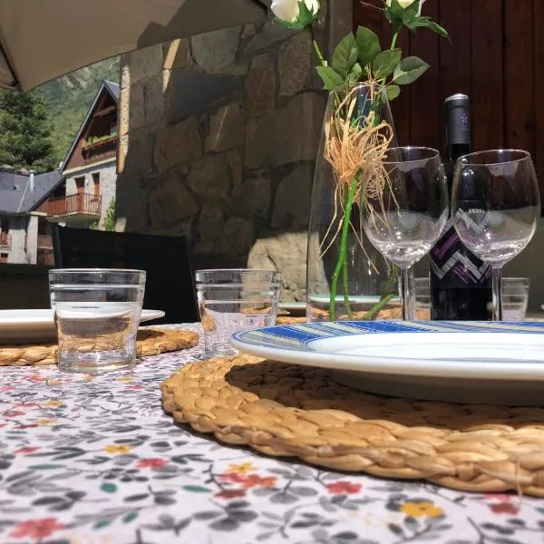 Casa Martagón - kasasbenas, hotel v destinaci Benasque