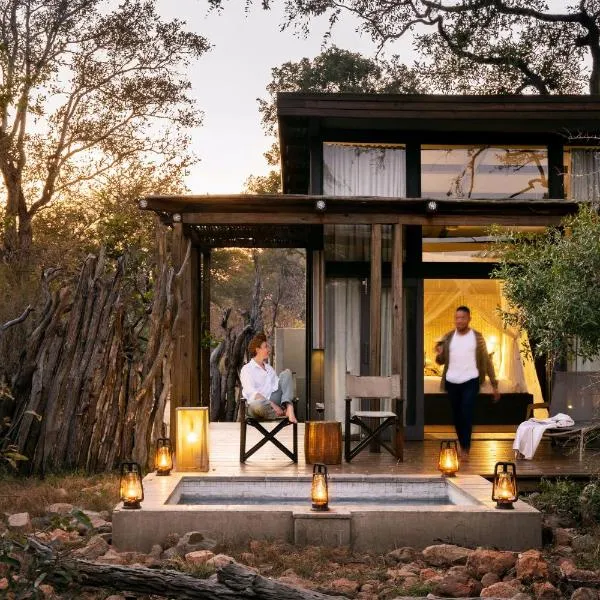 Simbavati River Lodge, hotel i Timbavati Game Reserve
