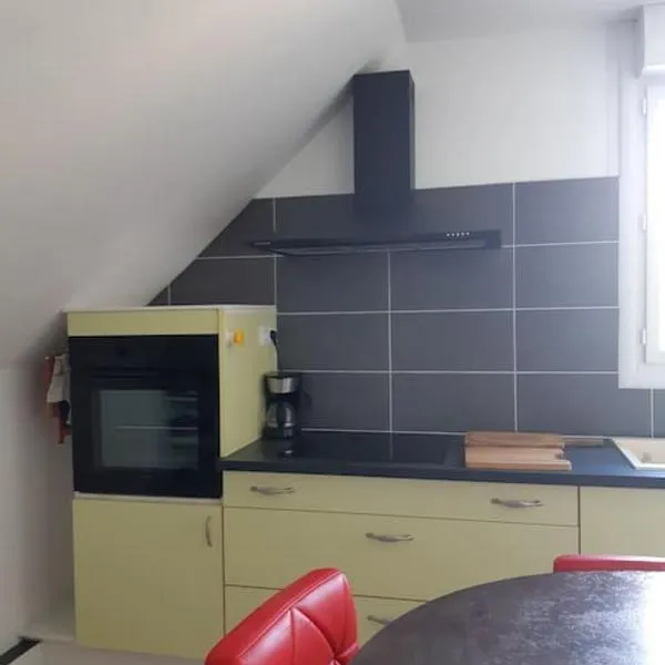 Logement à 6 km de Redon, à 35 km de la mer, hotel in Rieux