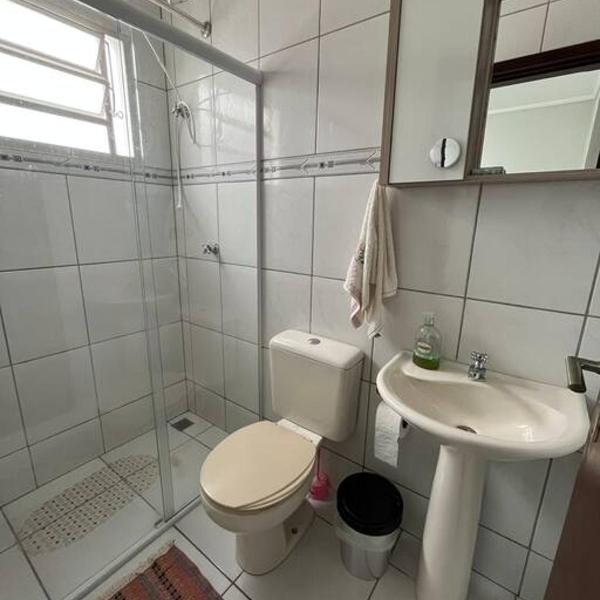 Casa com piscina em condomínio fechado - Foto 3