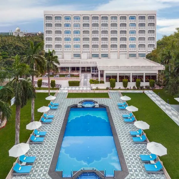 Tajview Agra-IHCL SeleQtions, hotel in Agra
