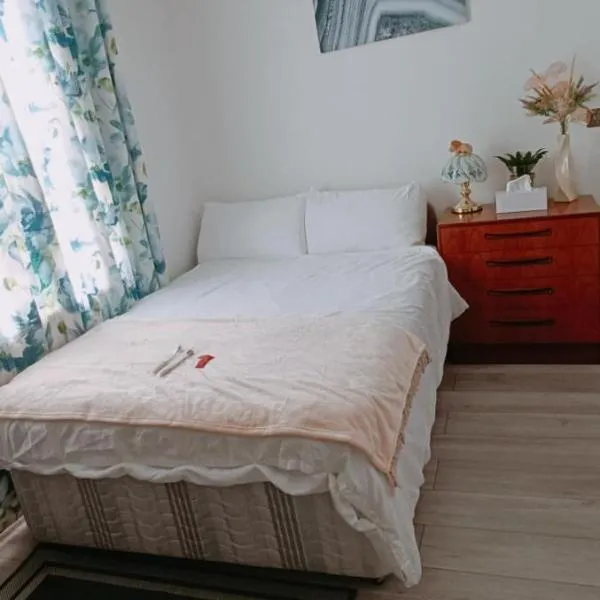 Min Su Rooms, готель у місті Stanwell