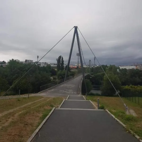 Lazzaretto vivienda uso turístico, hotel v destinaci Lugo