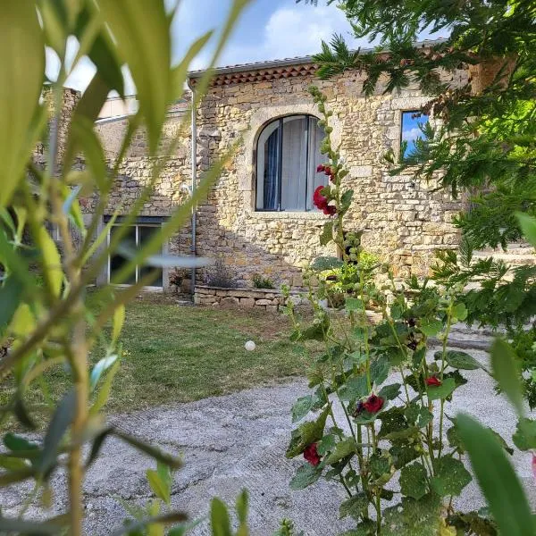 La Grange 1832 - A 10 mins d'Aubenas, hotel v destinaci Saint-Étienne-de-Boulogne