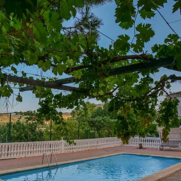 Villa Ricardo, hotel en Fornes