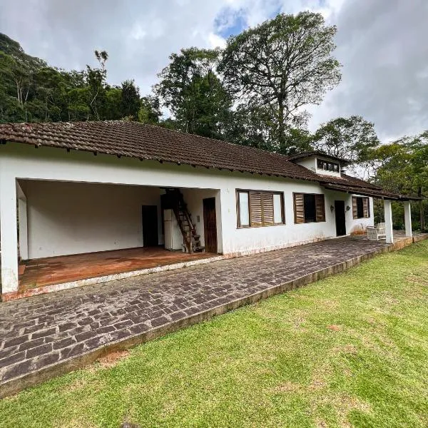 Chale das hortensias, hotel v destinaci Petrópolis
