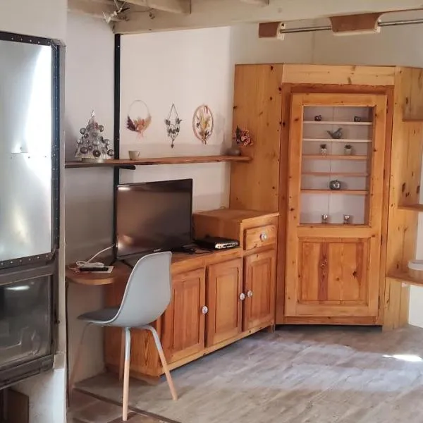 Gite la Coursive, hotel in Laure-Minervois