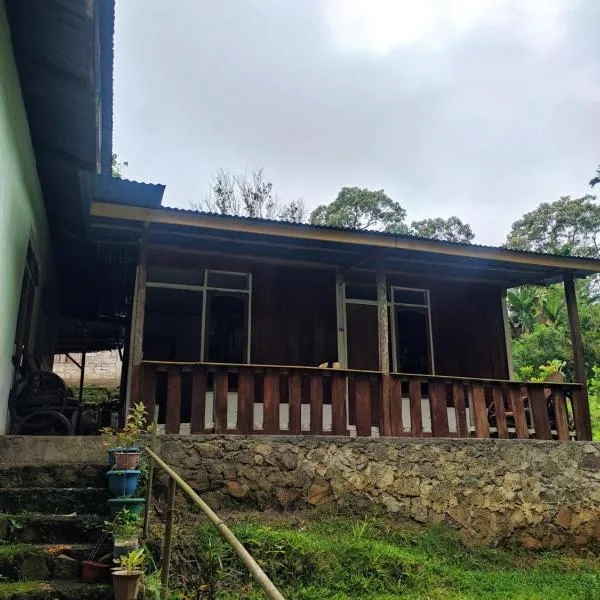 Lawi Luja Guest House, hotel em Kelimutu