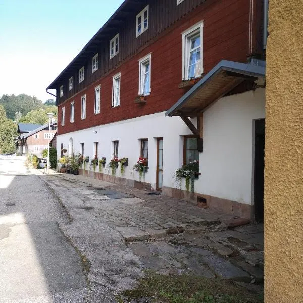 Apartmán u kostela, hotel in Pec pod Sněžkou