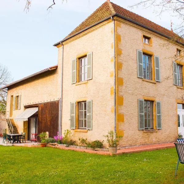 Aux Ronzières, hotel a Pouilly-sous-Charlieu