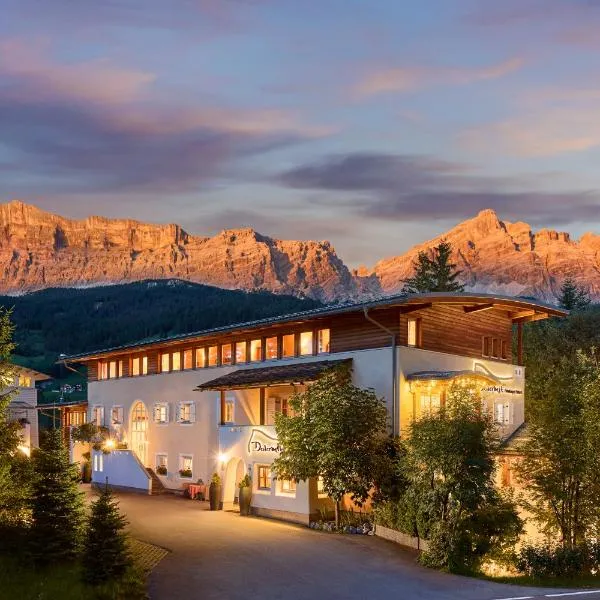 Dolomit Boutique Hotel, hotel en La Villa