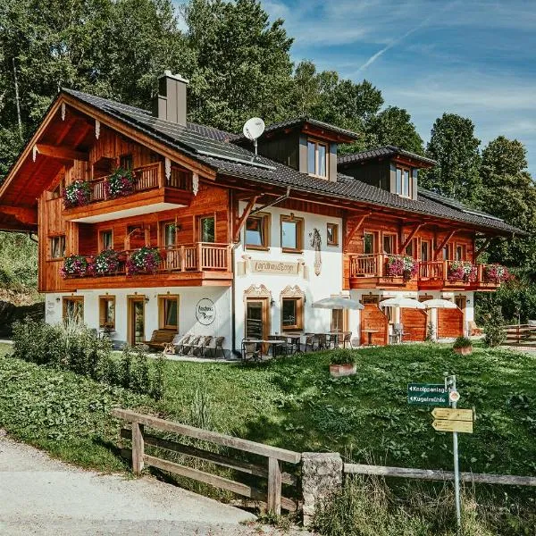 Landhotel Berger, hotel v destinaci Ainring