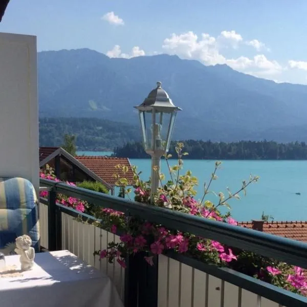 Villa Desiree - Hotel Garni - Adults Only, hotel Egg am Faaker Seeben