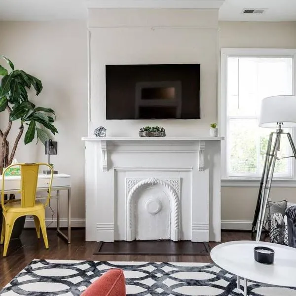 Modern, Convenient Gem: Urban Retreat 'n Richmond, hotel v destinaci Richmond