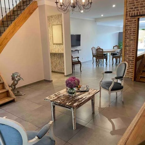 La maison de Solange, ξενοδοχείο σε Esquelbecq